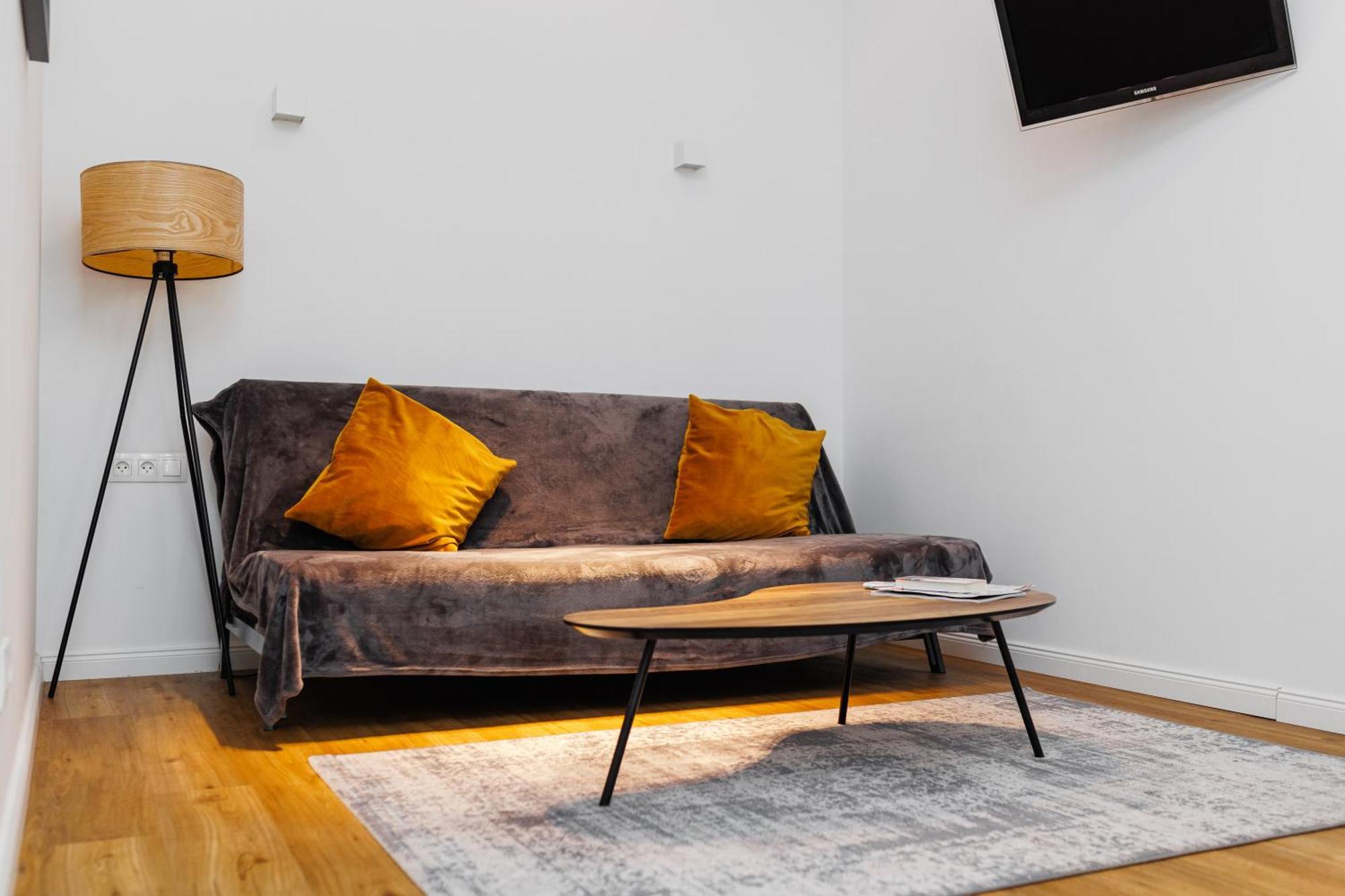Well Located Cozy Place Лвив Екстериор снимка