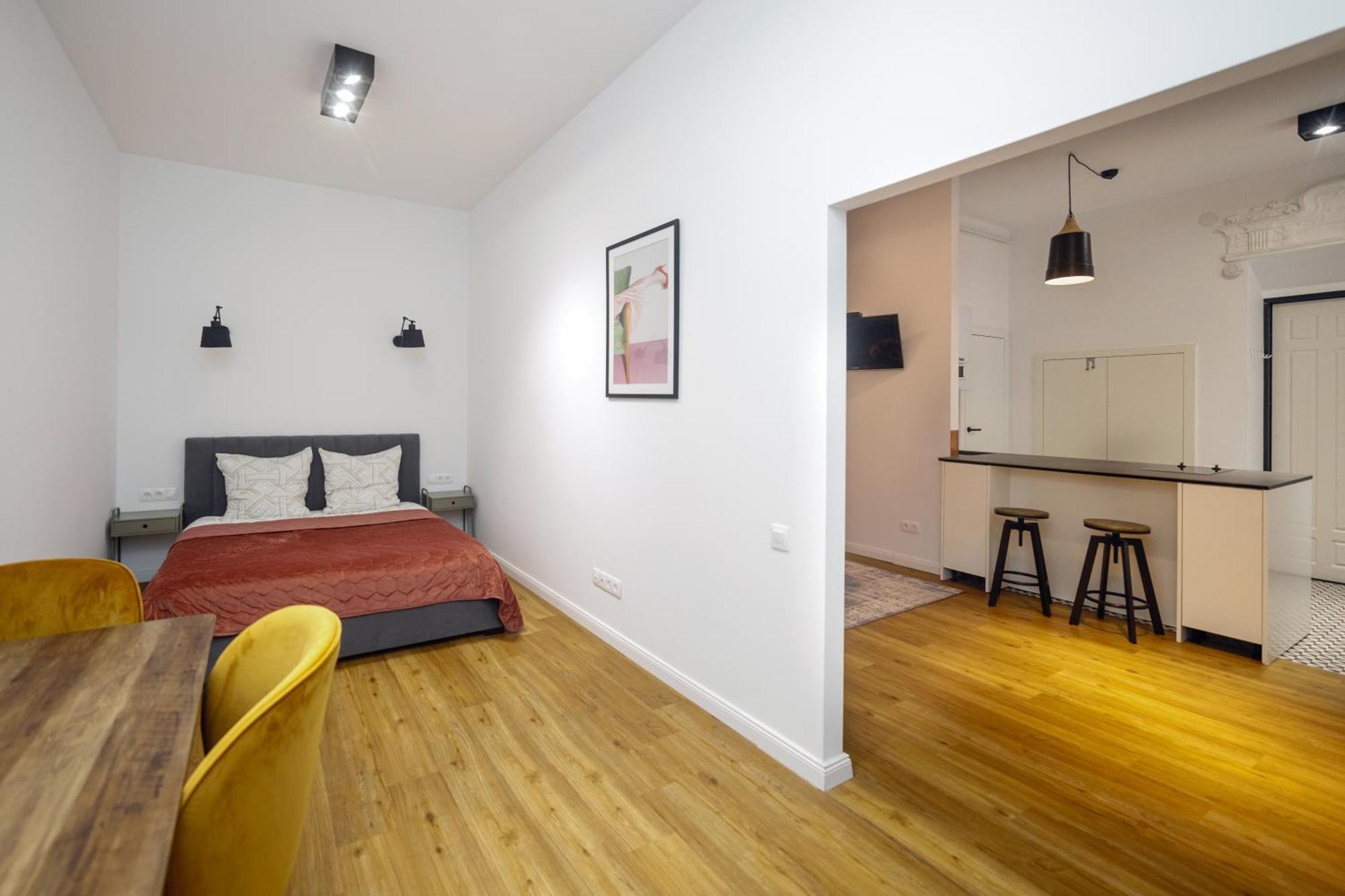 Well Located Cozy Place Лвив Екстериор снимка