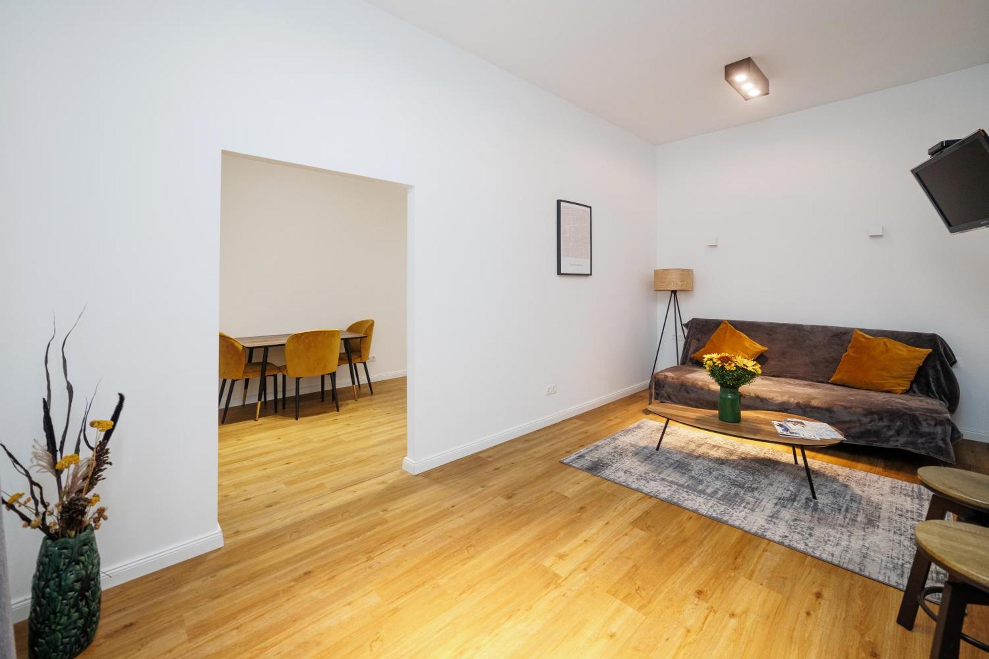 Well Located Cozy Place Лвив Екстериор снимка